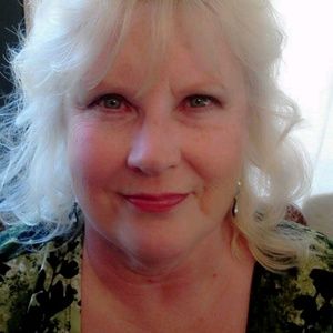 Meet your Posher, Marilyn